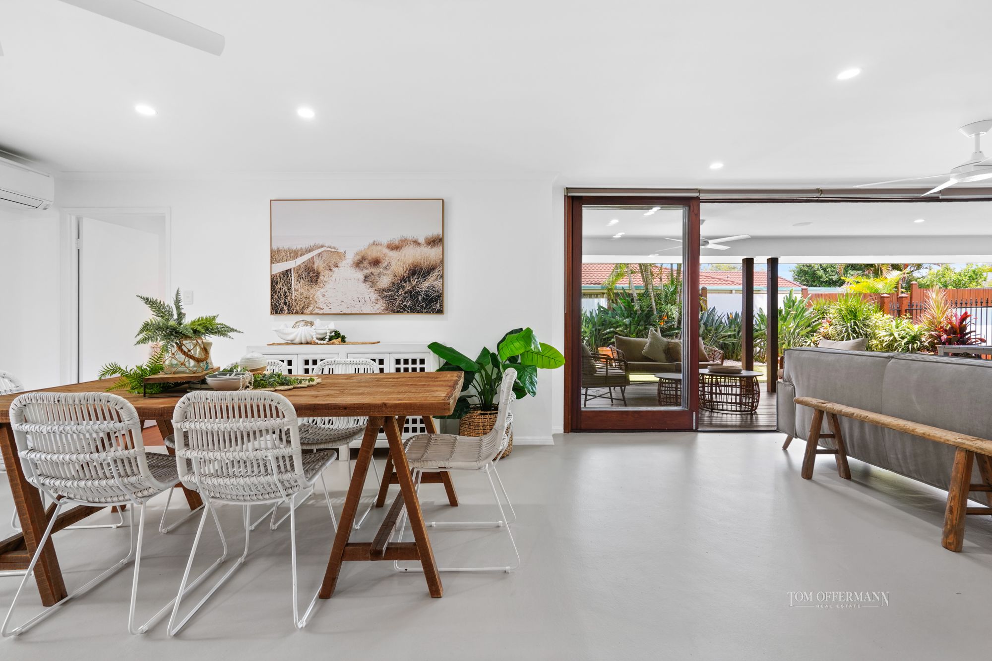 Real Estate For Sale 90 Outlook Drive Tewantin , QLD