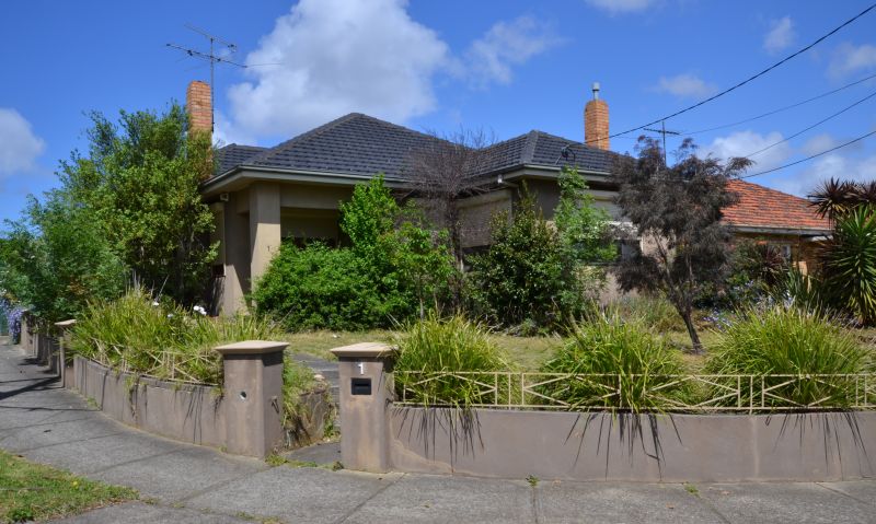 1 Howard Street, Reservoir