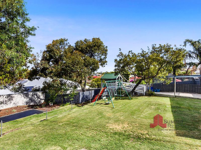 Real Estate For Sale 5 Wallaroo Way Australind , WA