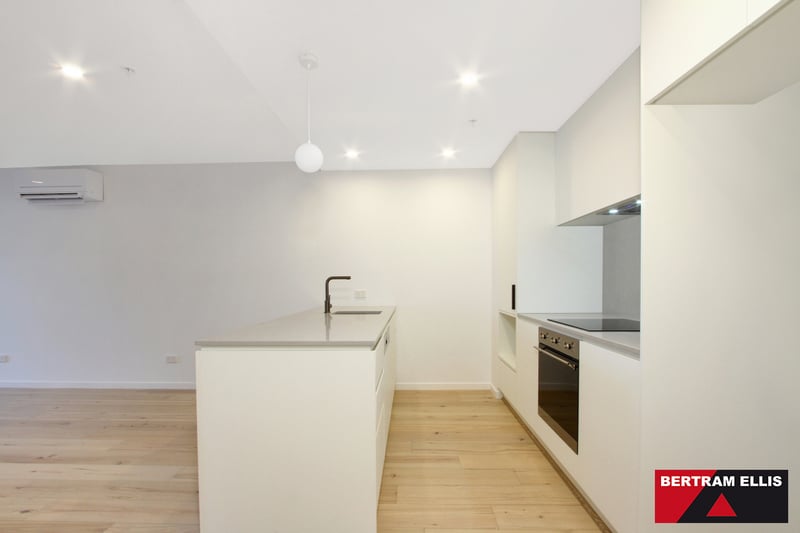 802/83 Cooyong Street, Reid - Thumbnail 6