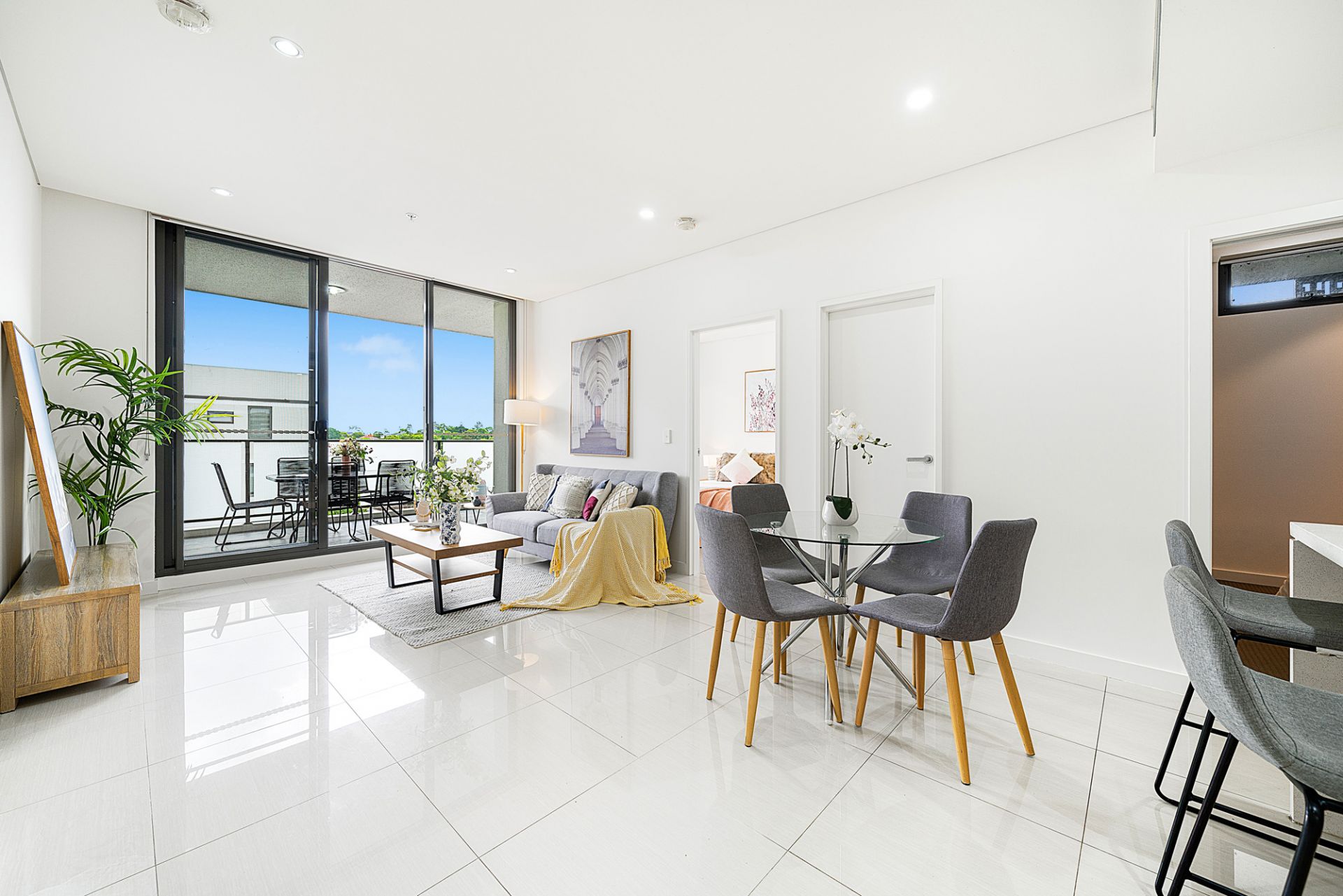 726/4 Nipper Street, Homebush, Homebush - Thumbnail 2