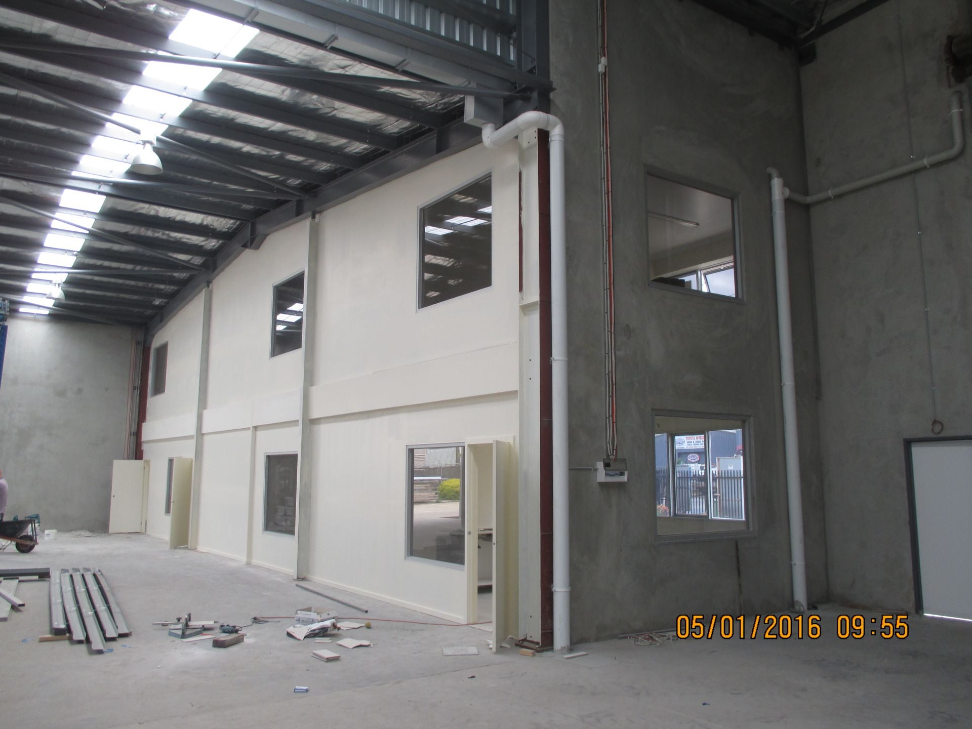 New 1,000sqm Office/Warehouse!
