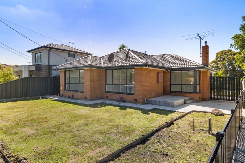 98 Cheddar Road, Reservoir
