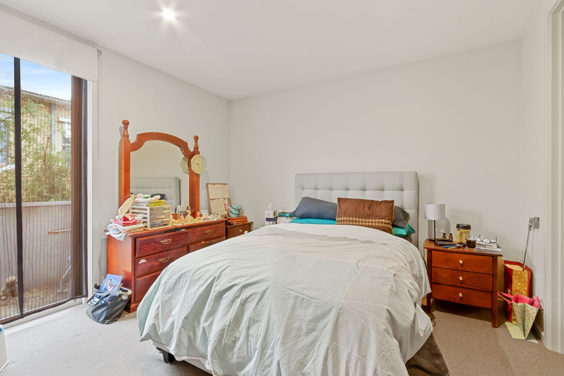 SPACIOUS, COMFORTABLE & LOCATION....