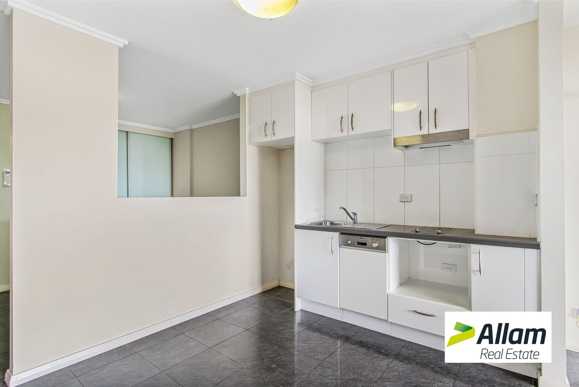 122/360 Kingsway, CARINGBAH, Caringbah - Thumbnail 3