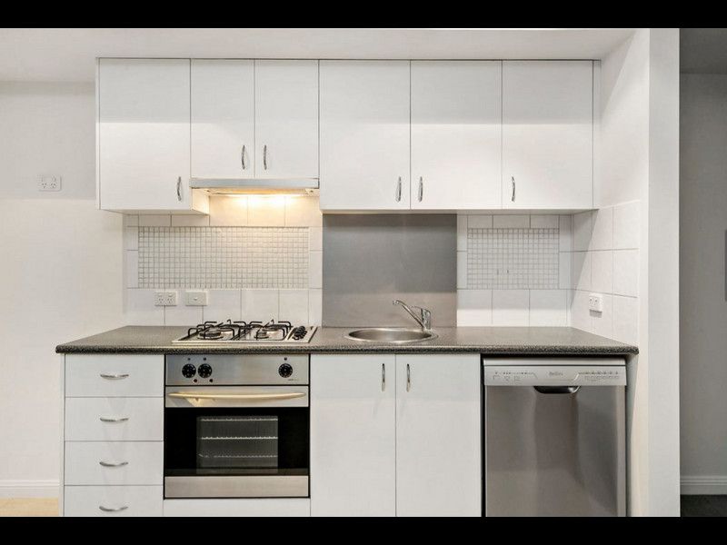 408/69-71 Stead Street, South Melbourne - Thumbnail 3