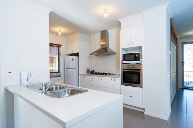 22 Yellowbox Drive, Maidstone - Thumbnail 3