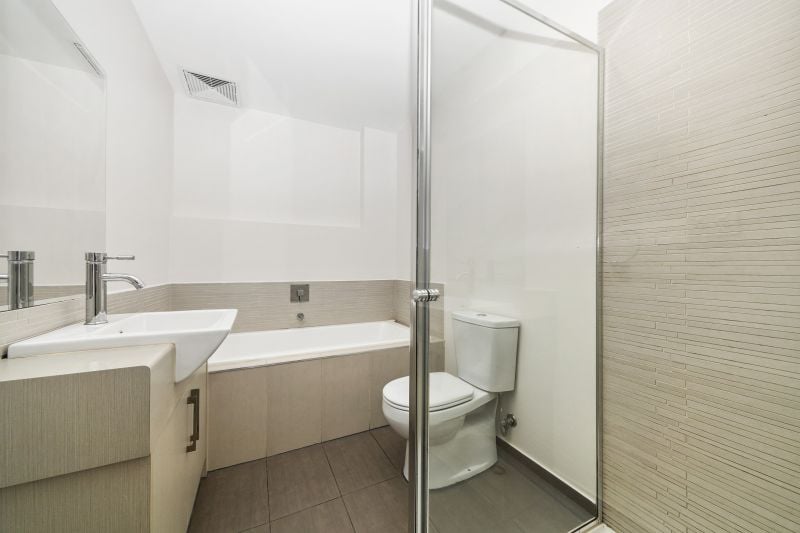 1/165 Darebin Road, Thornbury