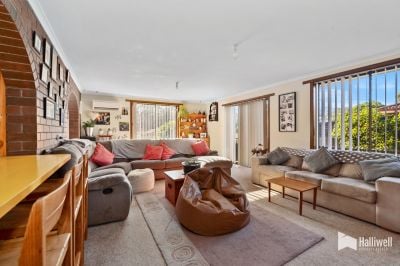 3
 
 
 
  
 
 
 1
 
 
 
  
 
 
 1
 
 
 
 
 
 
 
 33 Jarrod Court, Devonport TAS 7310, Devonport - Thumbnail 5