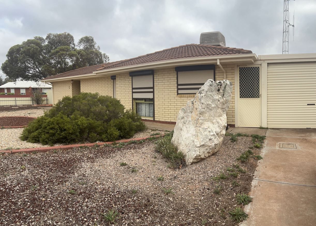  Whyalla Jenkins 5609