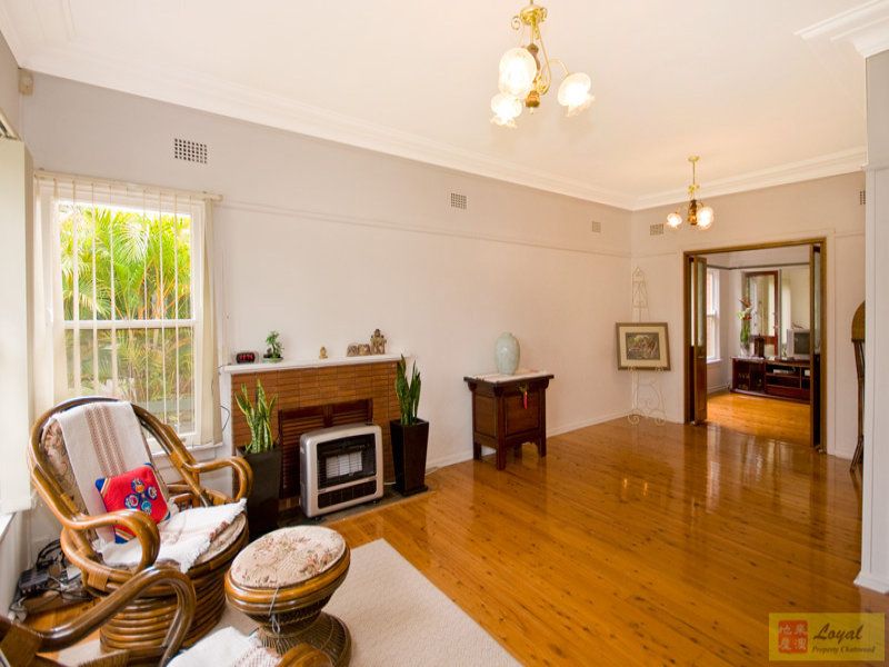 12 Wyuna Road WEST PYMBLE NSW, West Pymble - Thumbnail 3