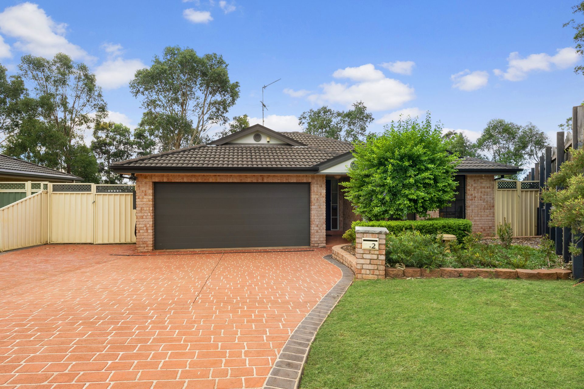 Real Estate For Sale 2 Bransby Place Mount Annan , NSW