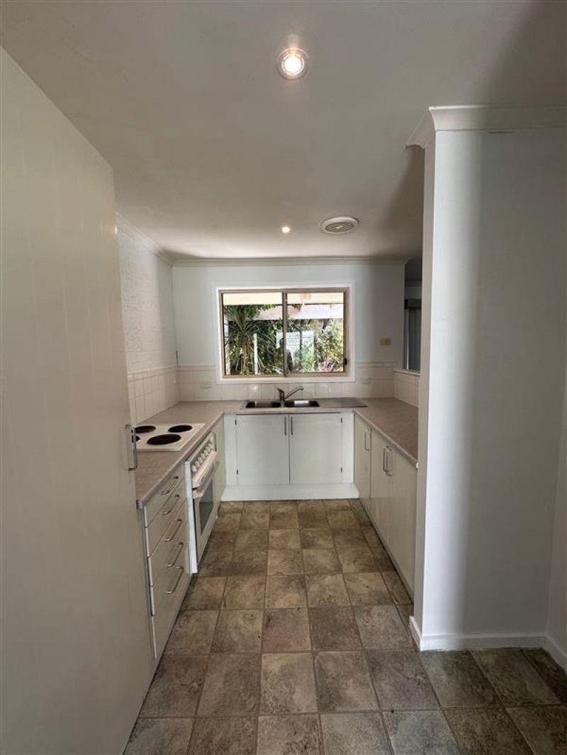 3/23 Elm Way, Jerrabomberra Ian McNamee & Partners Pty Ltd