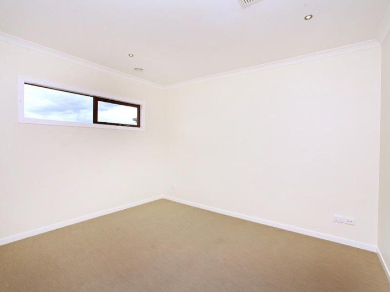 2/13 Ormesby Place, Deer Park - Thumbnail 8