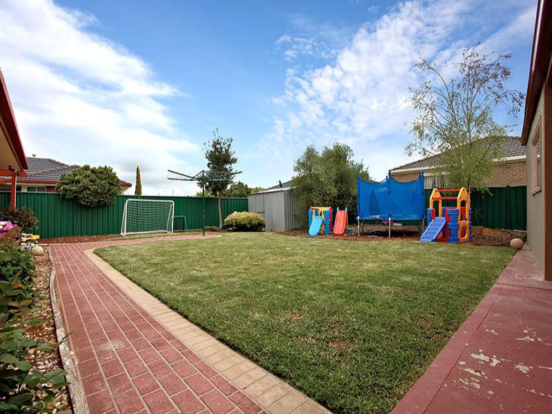 11 Perkins Grove, Burnside - Thumbnail 7