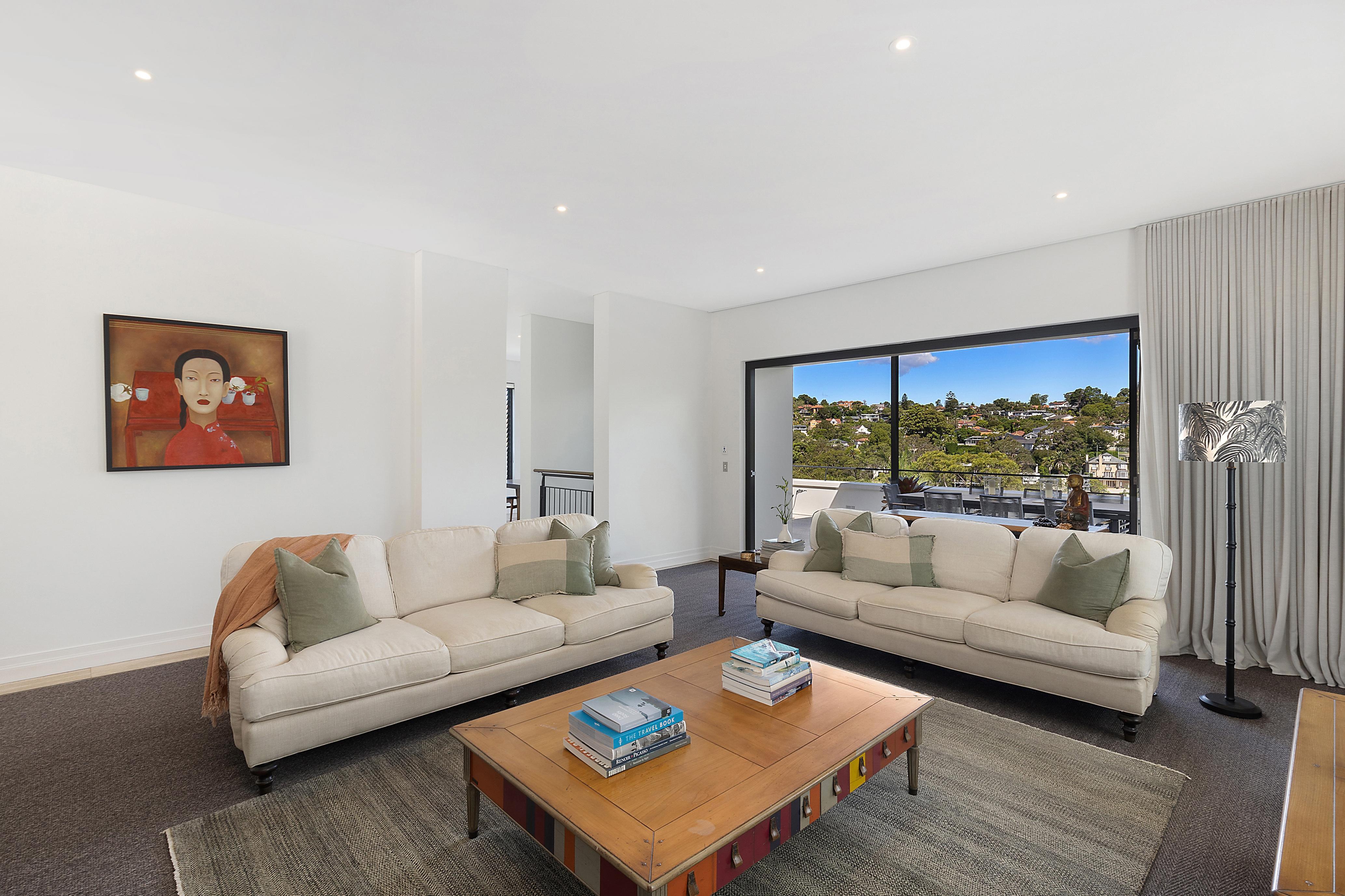 10 Rockley Street Castlecrag 2068