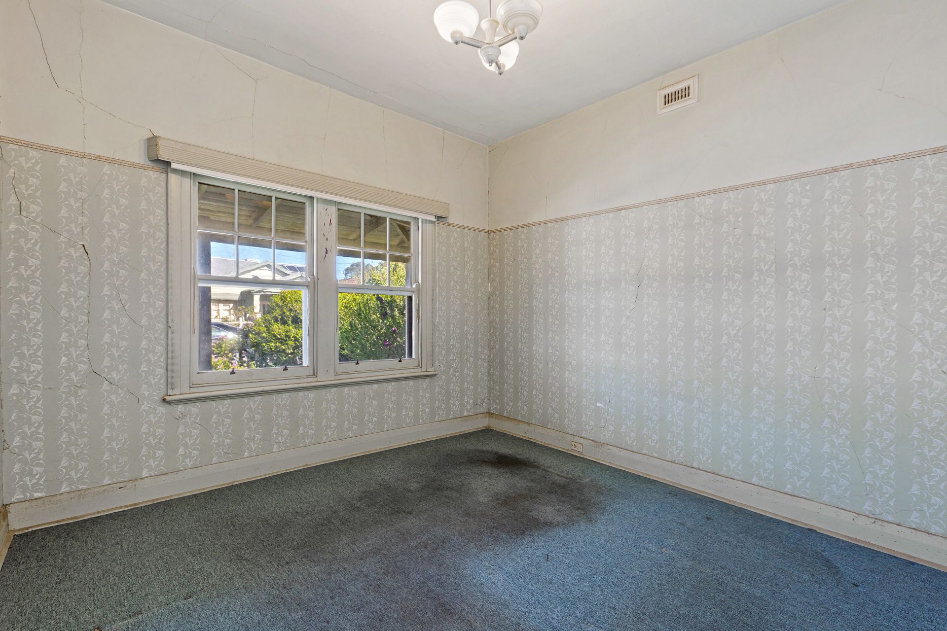 39 Blandford Street, West Footscray - Thumbnail 7