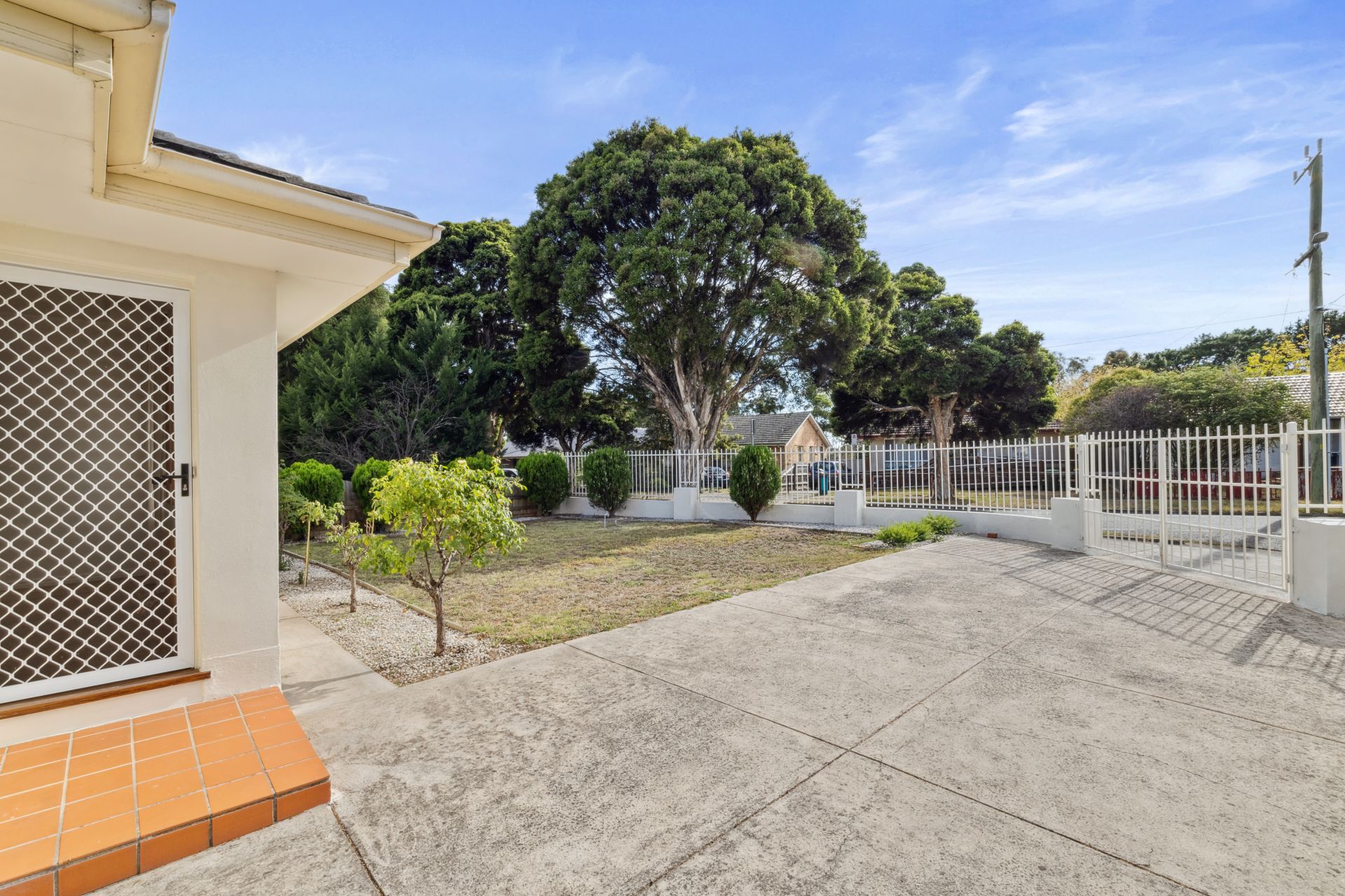 Spacious single level Home