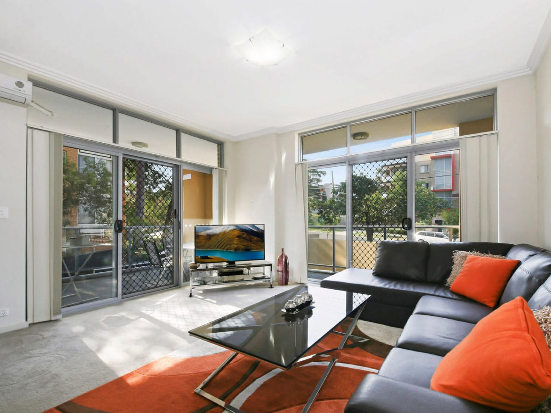13/2 Bruce Street Blacktown NSW, Blacktown - Thumbnail 2