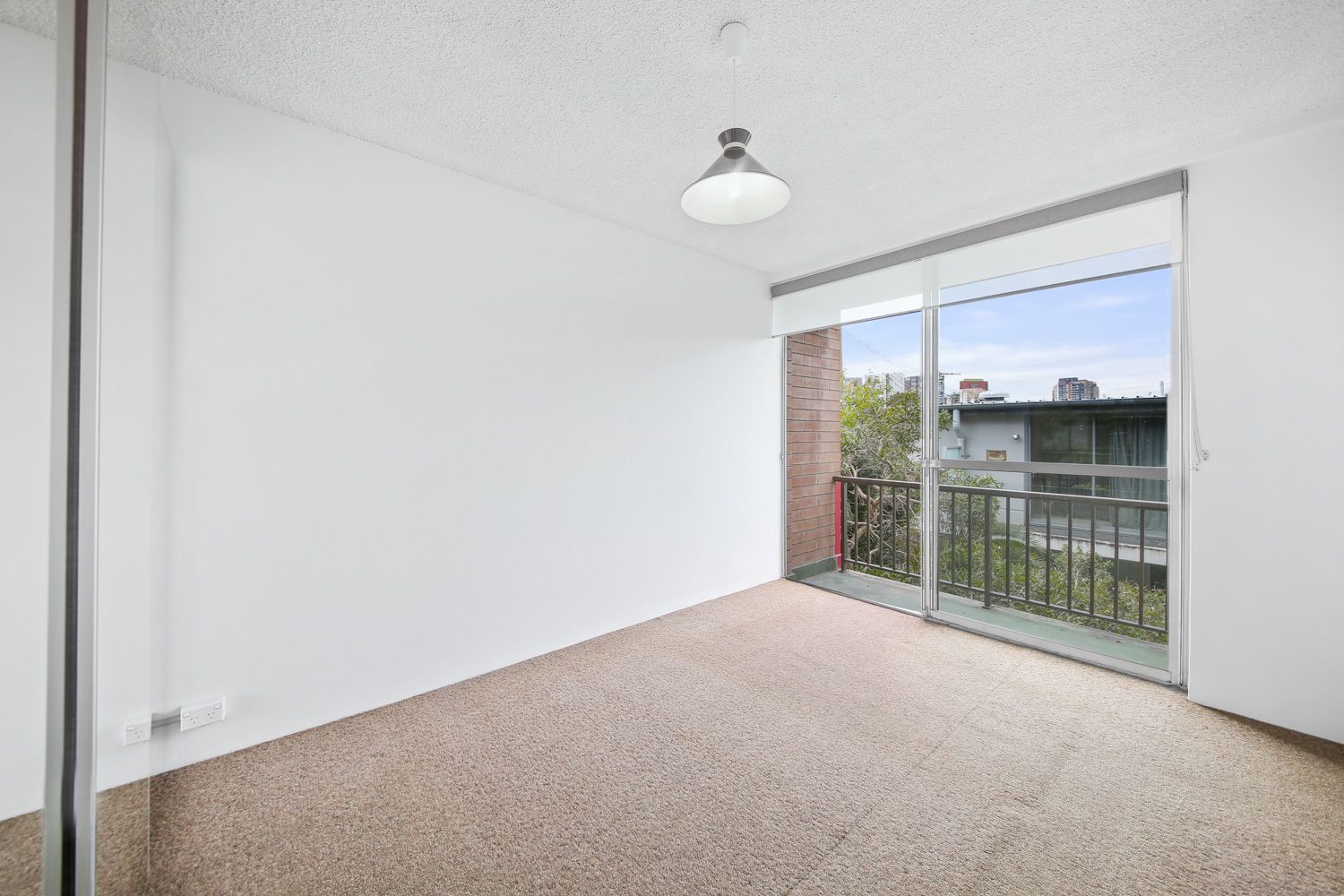 FULLY RENOVATED APARTMENT WITH CITY VIEWS