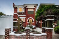 St Kilda East