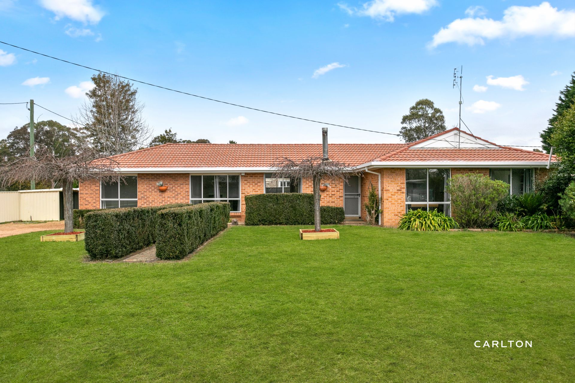 20 Old Hume Highway, Yerrinbool Carlton Real Estate