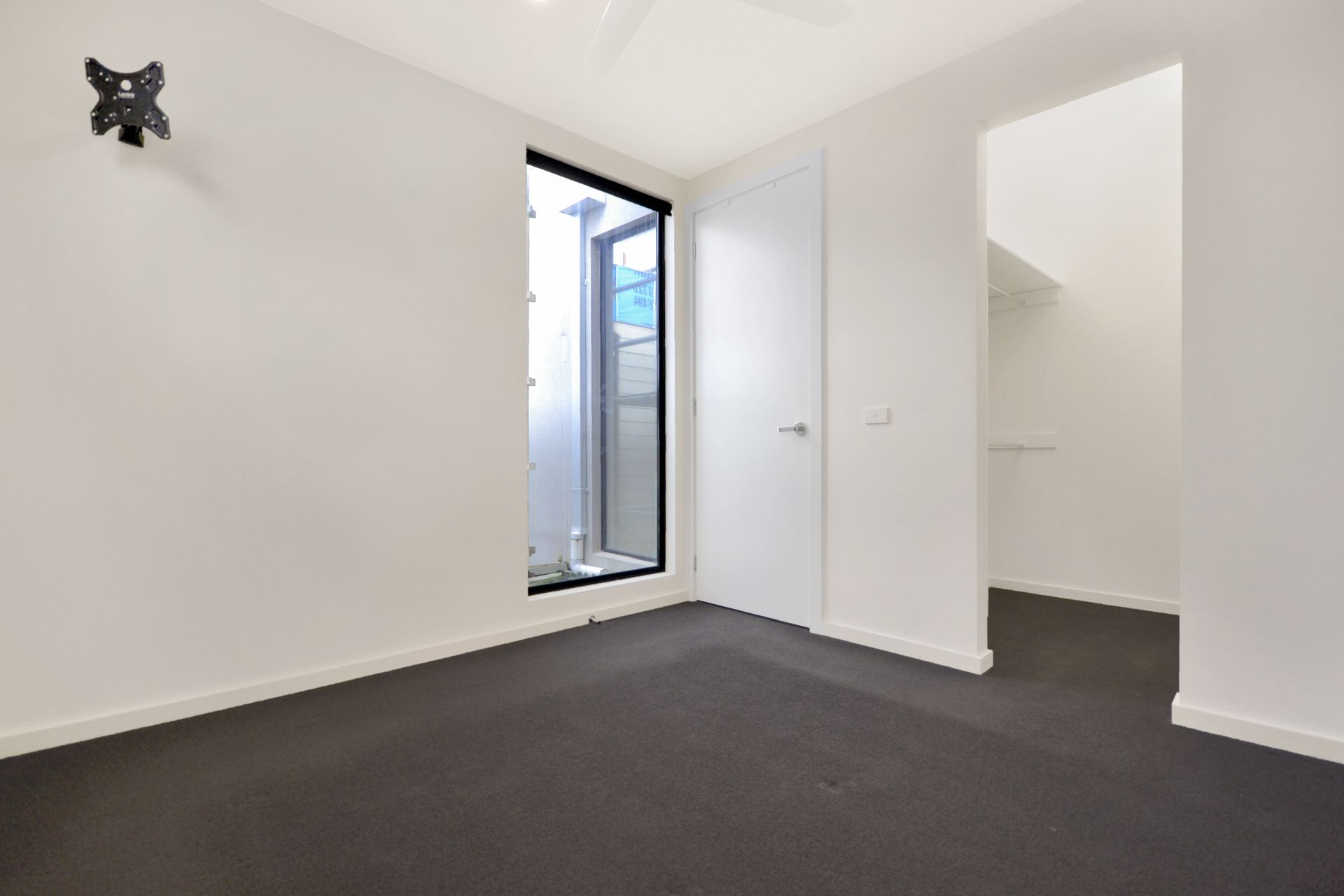 STYLISH MODERN LIVING