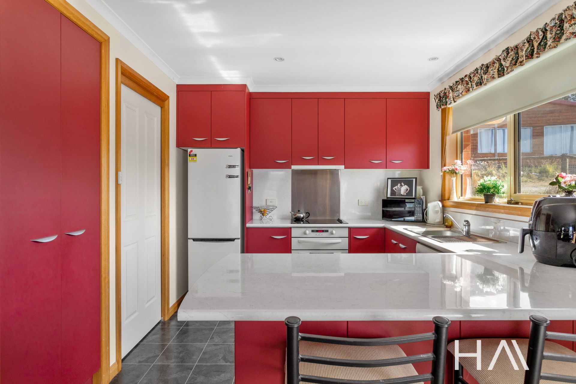 87A Gravelly Beach Road Blackwall, Blackwall - Thumbnail 6