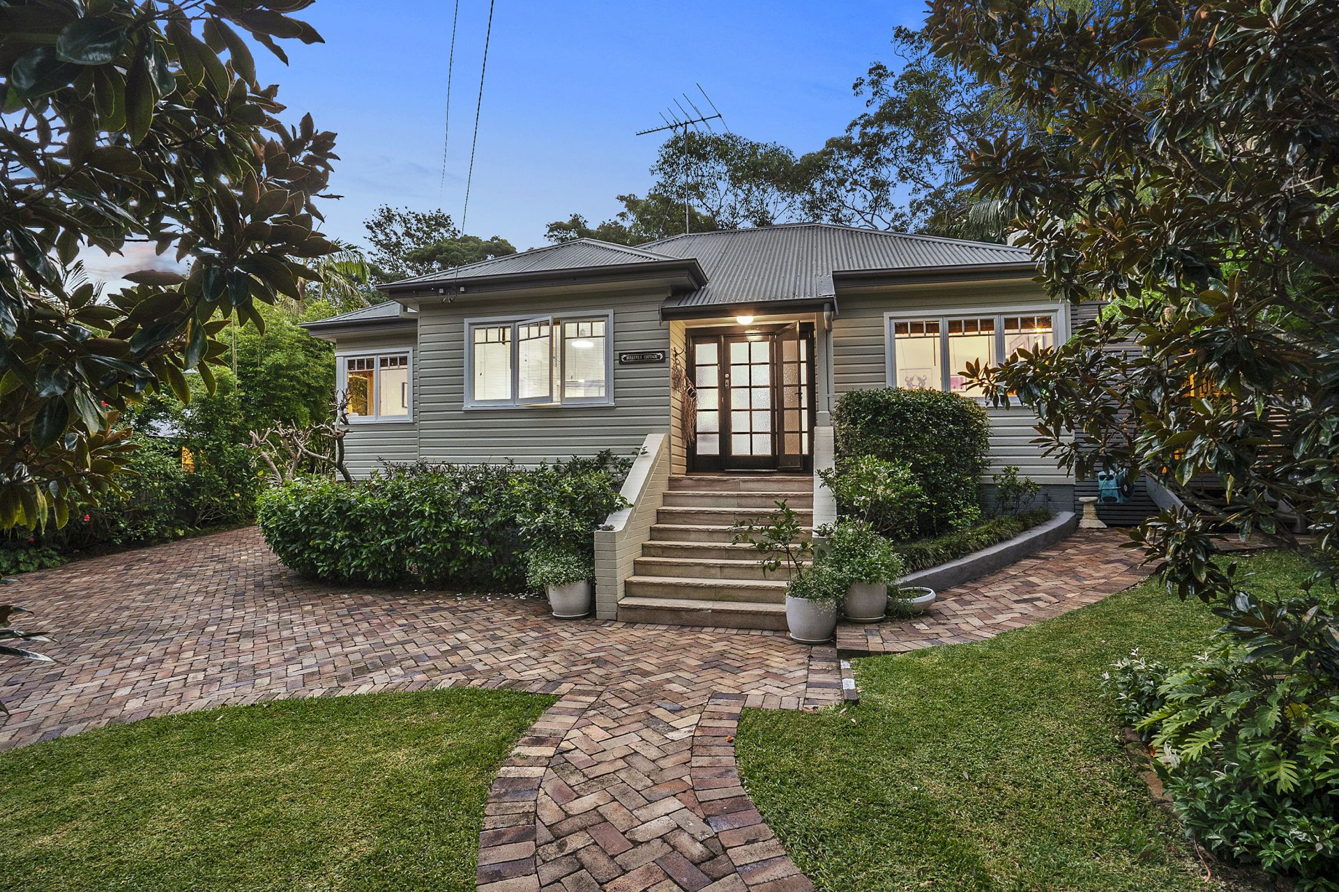 22 Bellevue Avenue Avalon Beach NSW, Avalon Beach - Thumbnail 7
