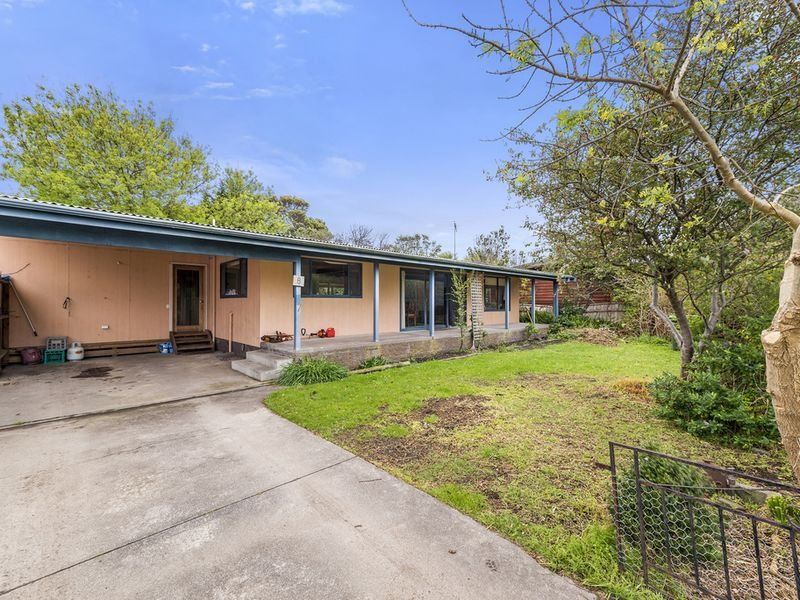 8 Barrand Street, Apollo Bay, VIC, Apollo Bay - Thumbnail 2