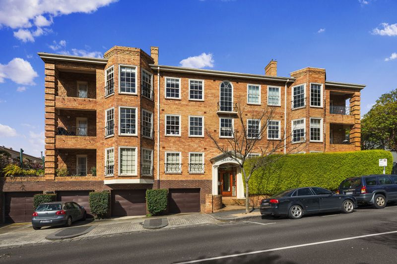 3/134 Anderson Street, South Yarra Williams Batters
