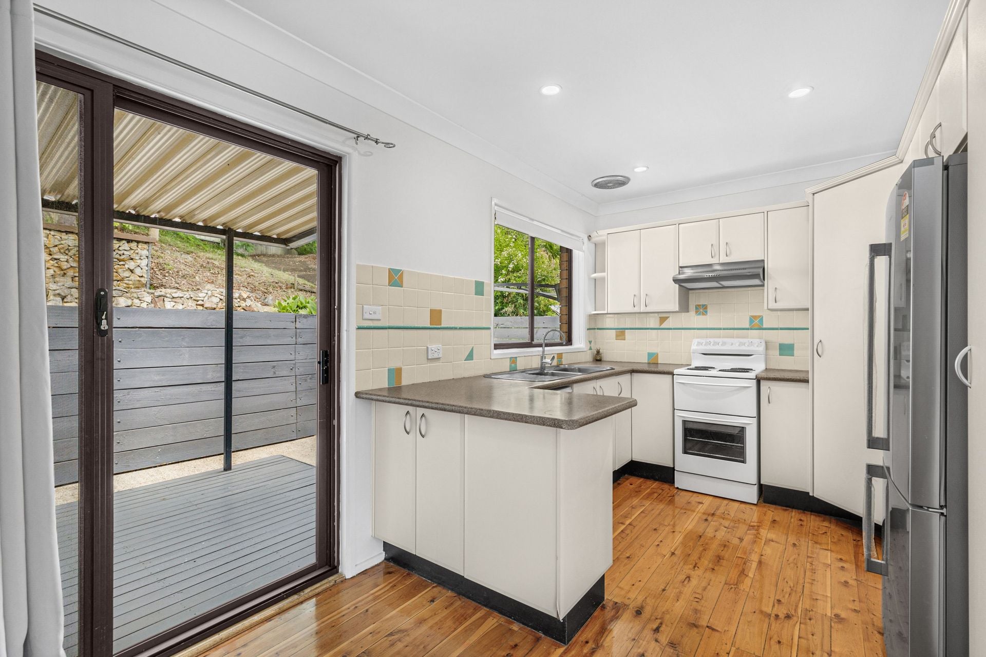 13 Hasluck Drive, RANKIN PARK NSW, Rankin Park - Thumbnail 6