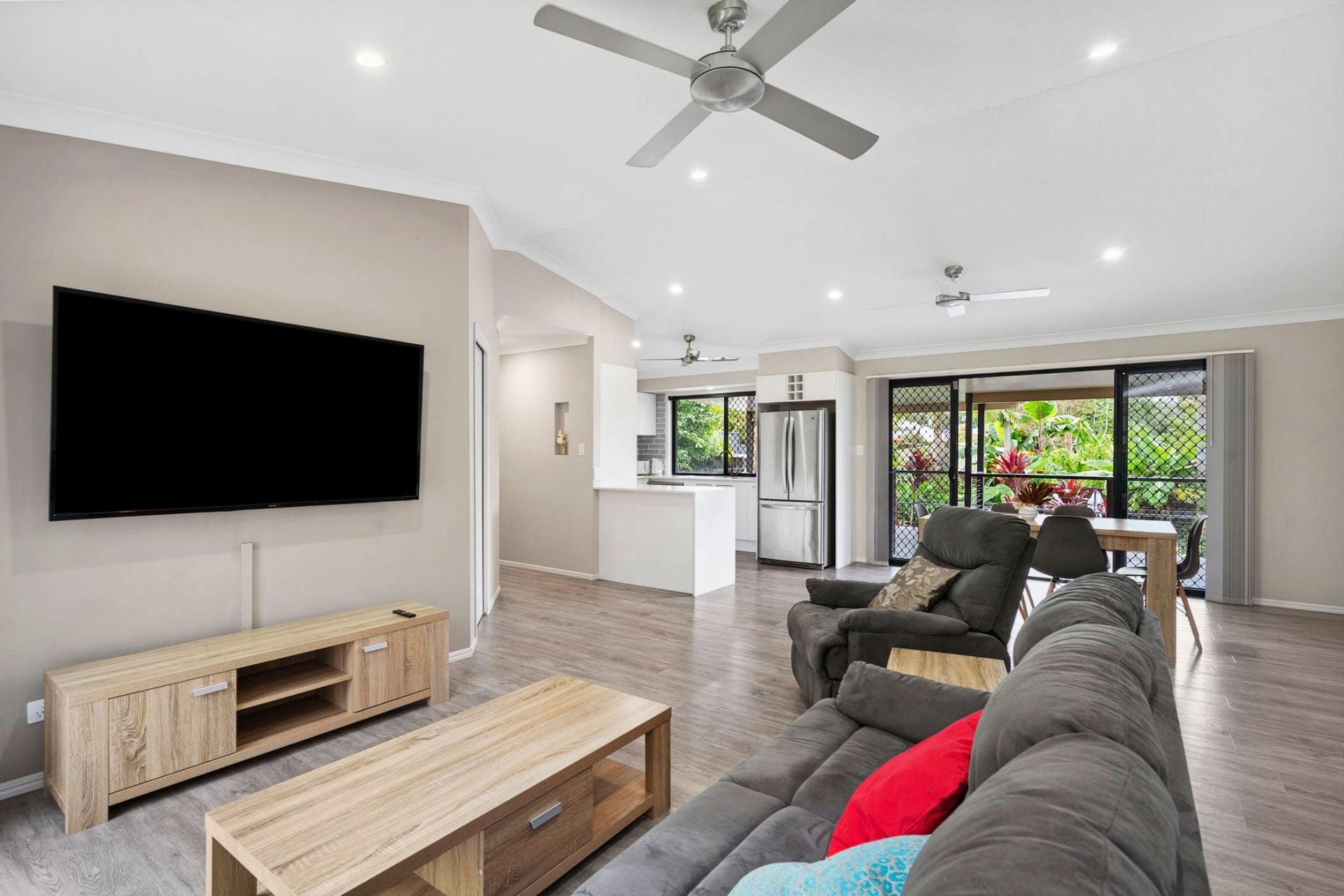 5 Cunningham Avenue Landsborough QLD, Landsborough - Thumbnail 7