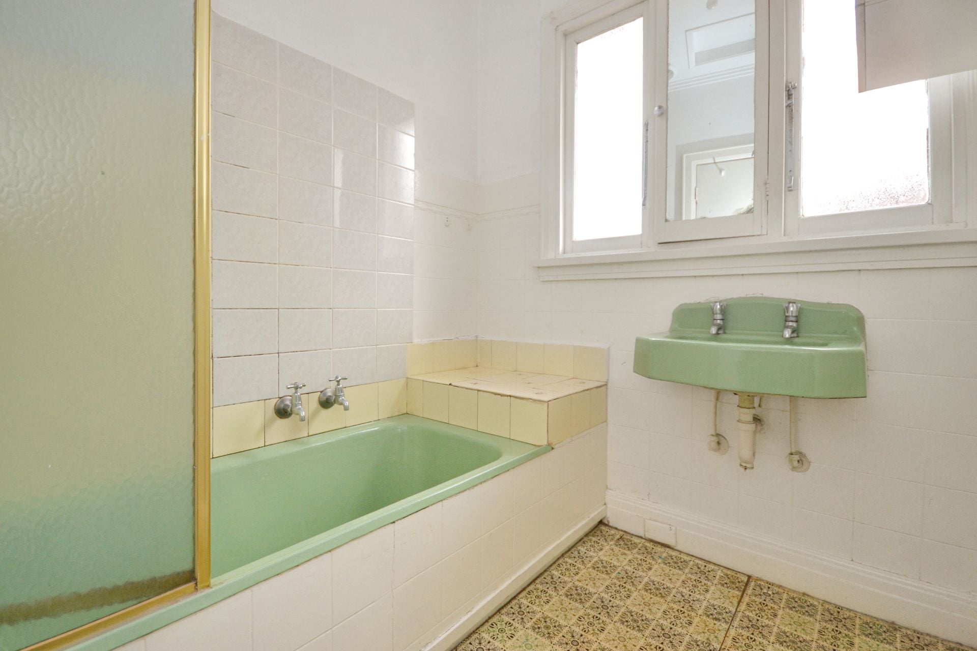 A SPACIOUS 2 BEDROOM HOUSE TO CALL HOME
