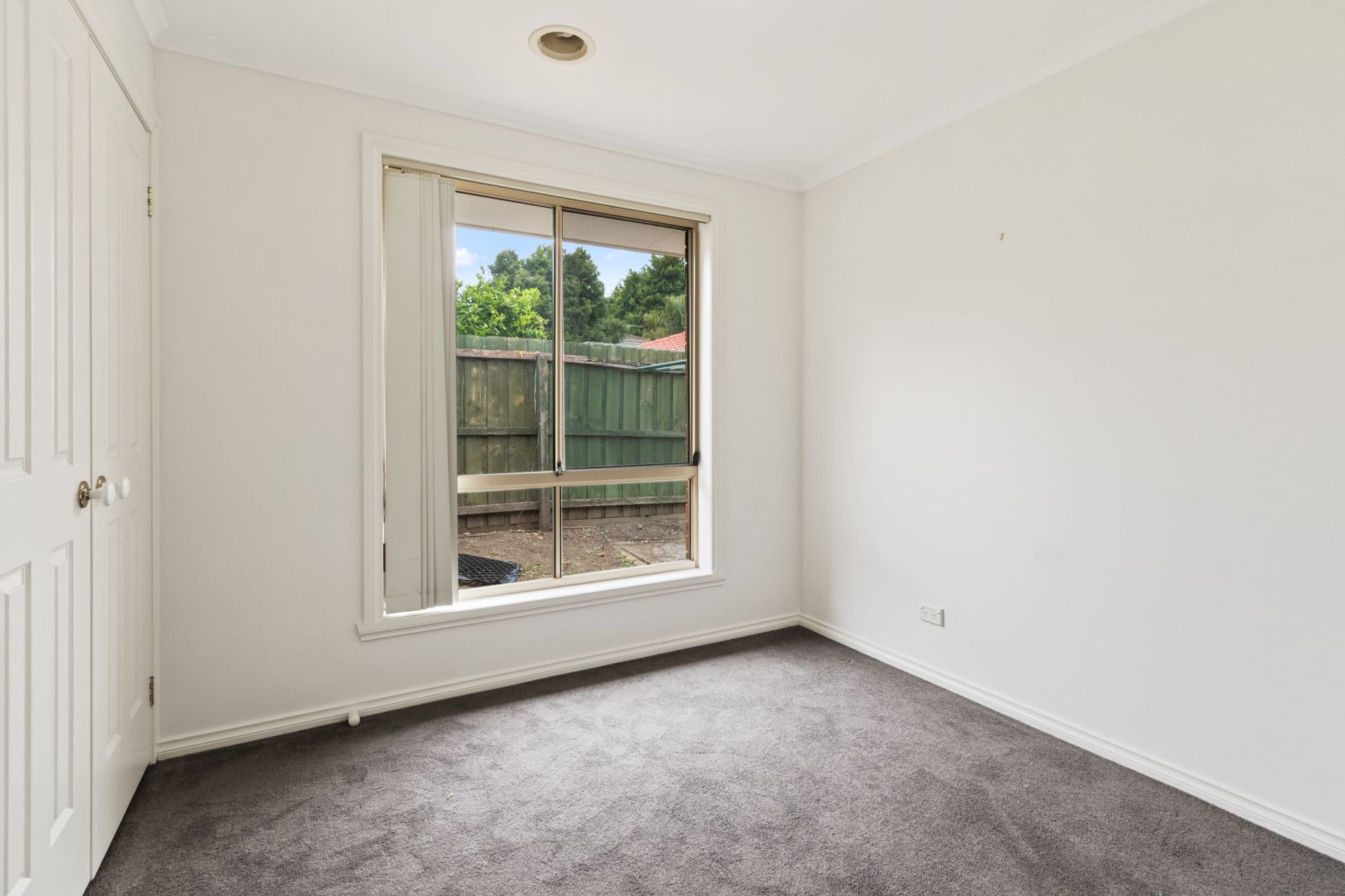 CONVENIENT LOCATION, IN A QUIET PEACEFUL STREET