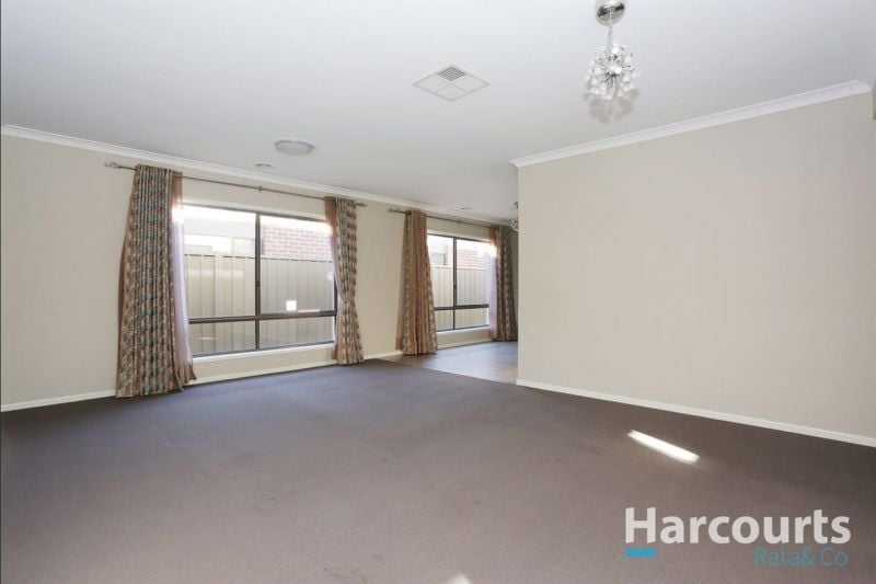 16 Bindaree Court, Mernda