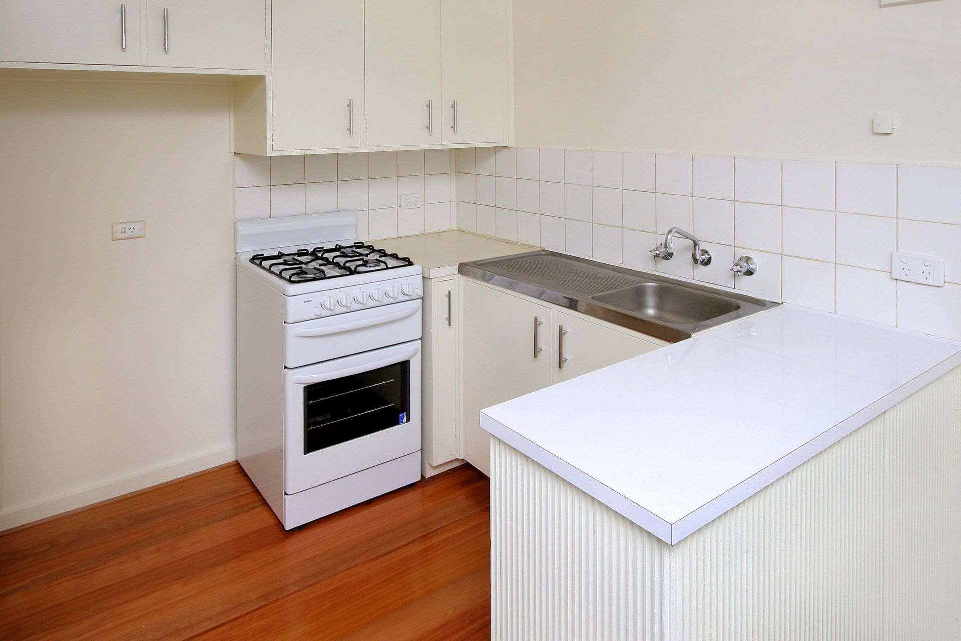 SPACIOUS PRESTON PAD