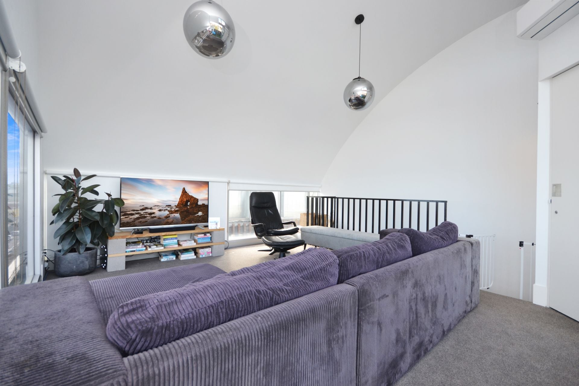 LUXURIOUS LIVING OVER THREE LEVELS