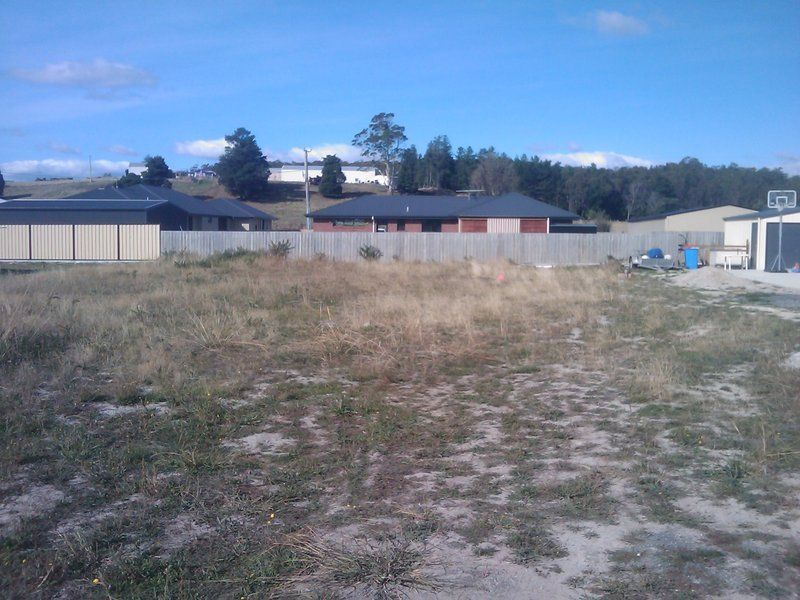 11 Clayton Court, LATROBE, Latrobe - Thumbnail 2