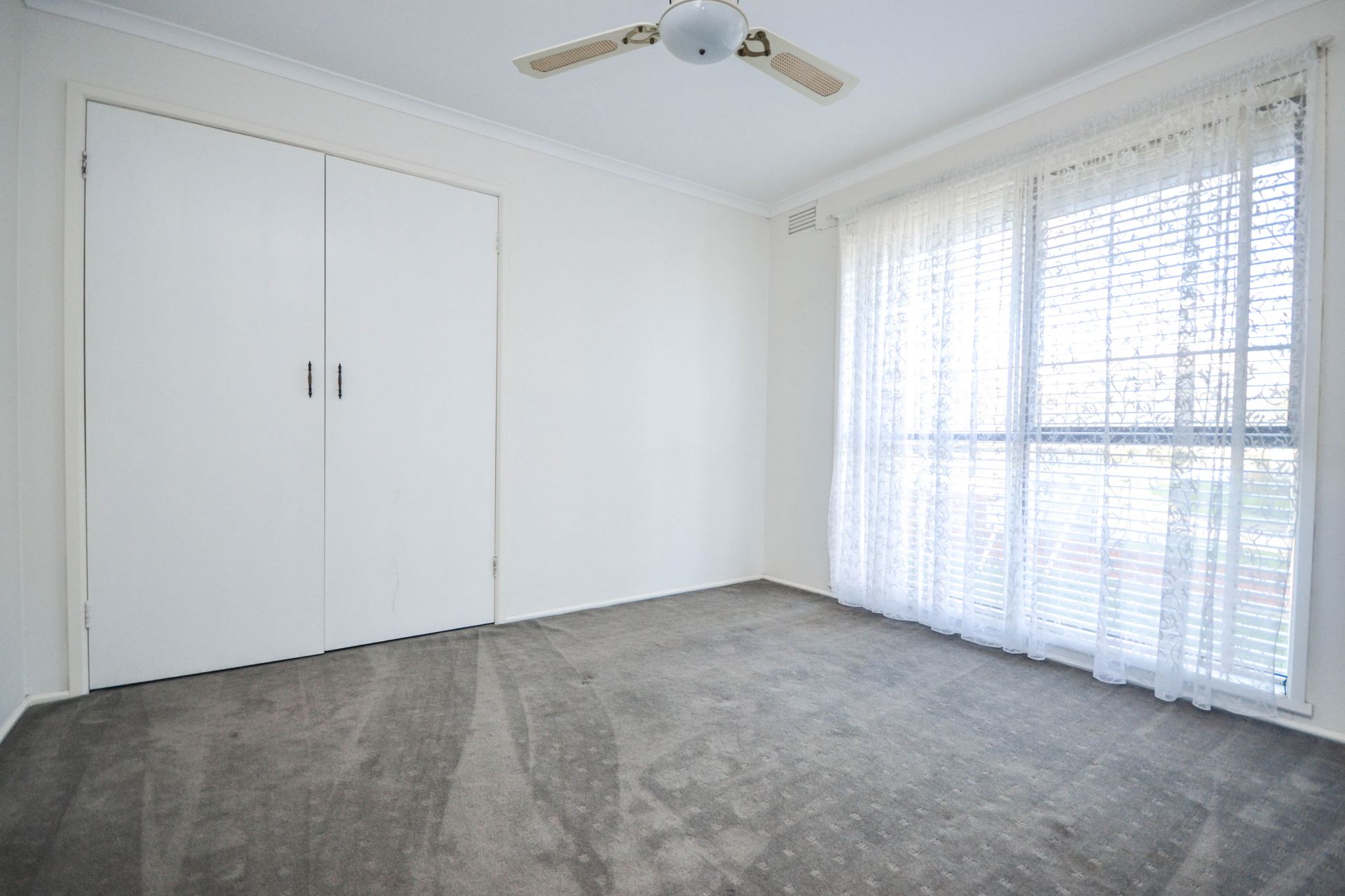 PRICE DROPPED, COSY AND PERFECTLY POSITIONED!