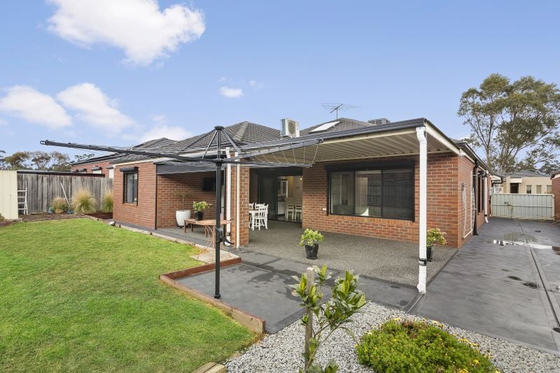 27 Chandler Drive, South Morang
