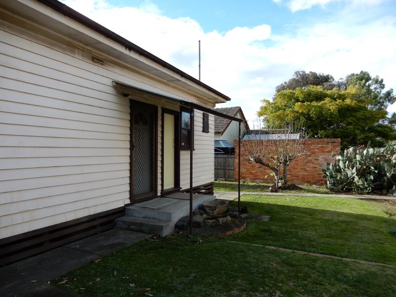 2/130 Gooch Street, Thornbury