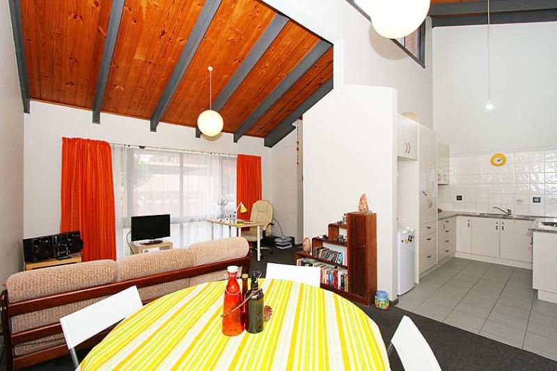 A Gorgeous Home In Northcote