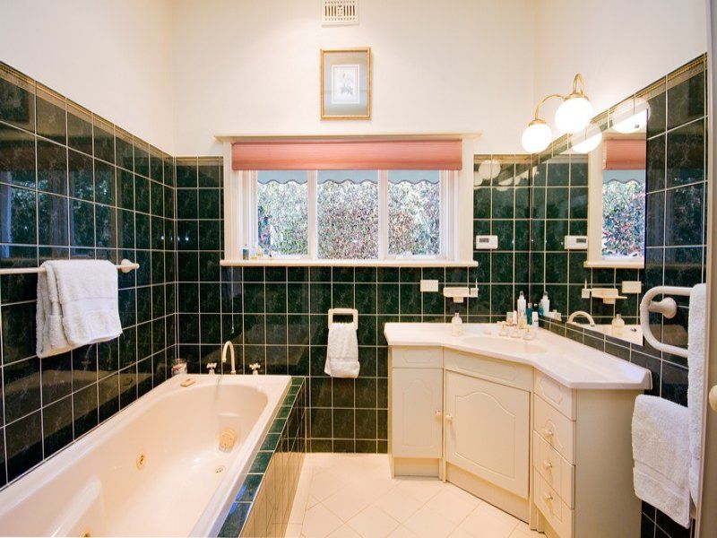 12 Fowlers Road Glen Osmond 5064