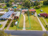 10 Simon Street CORINDI BEACH NSW