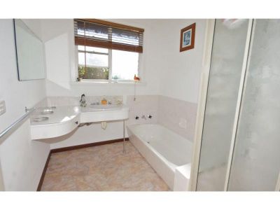 3
 
 
 
  
 
 
 1
 
 
 
  
 
 
 2
 
 
 
 
 
 
 
 7 Haven Crescent, ULVERSTONE TAS 7315, Ulverstone - Thumbnail 6
