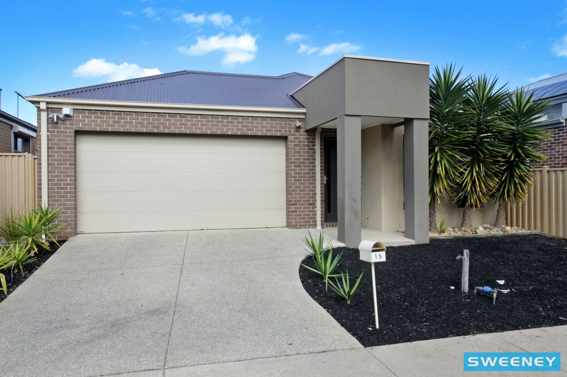 15 Blackshaws Place, Caroline Springs - Thumbnail 3