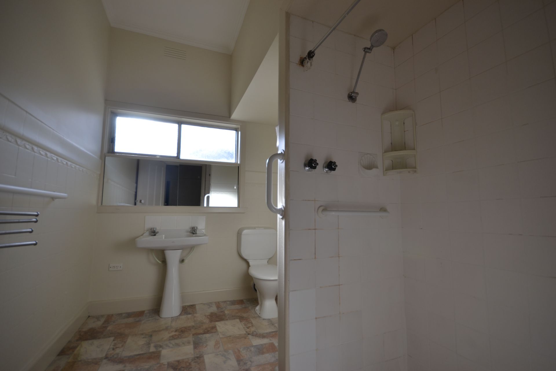 GREAT COSY HOME IN FANTASTIC LOCATION