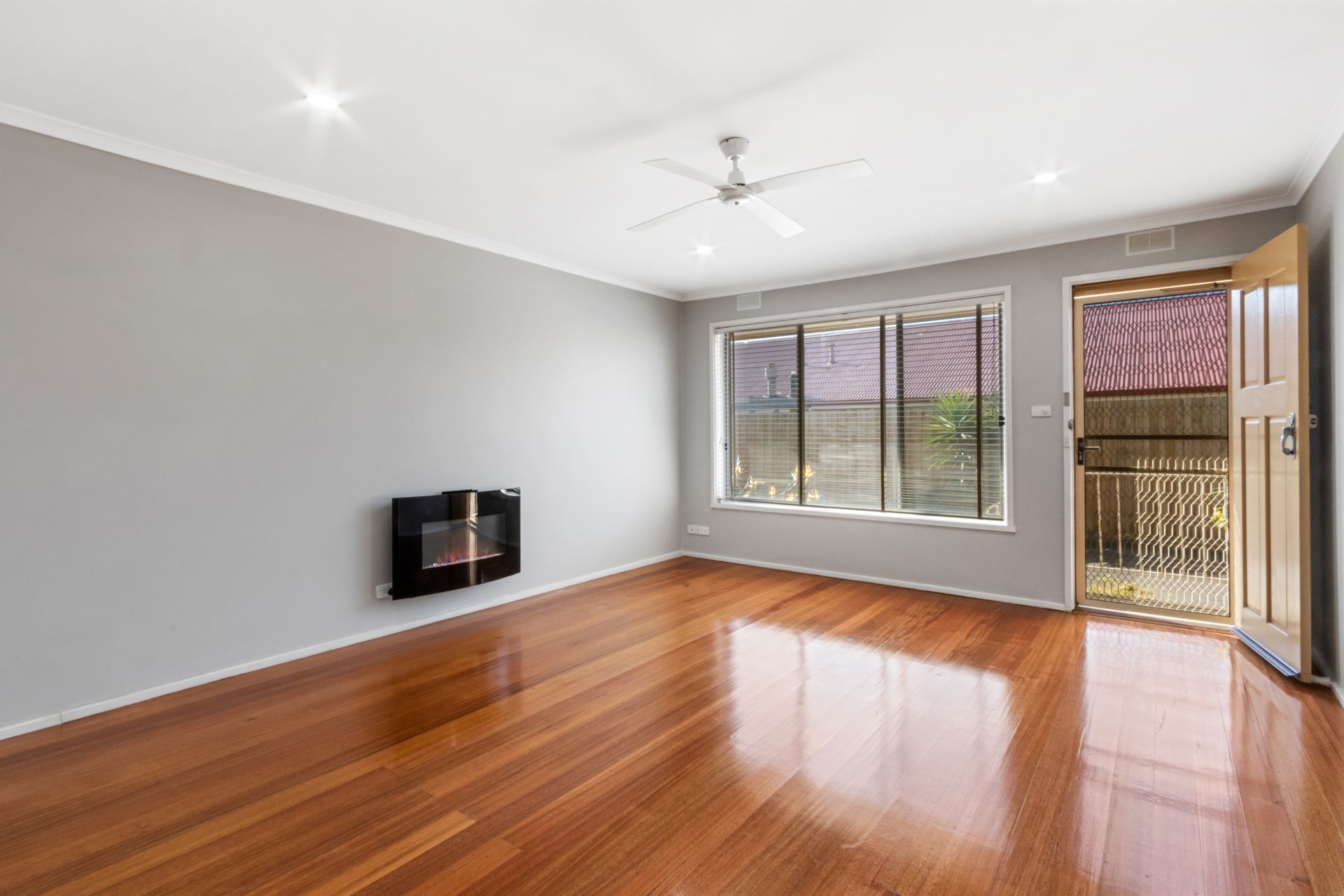 Fully renovated unit in prime location