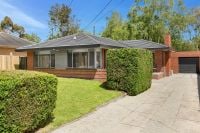 11 Sandgate Avenue, Frankston VIC